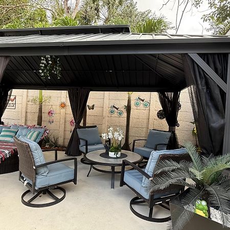 Tiny Place W Private Hot Jacuzzi 7 Min To Miami International Airport Экстерьер фото