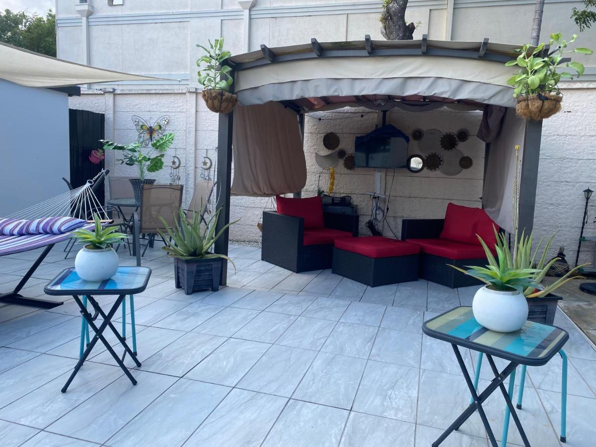 Tiny Place W Private Hot Jacuzzi 7 Min To Miami International Airport Экстерьер фото