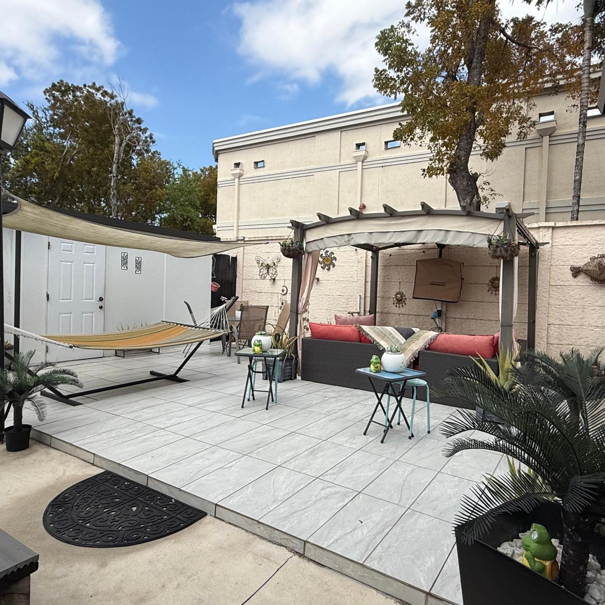 Tiny Place W Private Hot Jacuzzi 7 Min To Miami International Airport Экстерьер фото